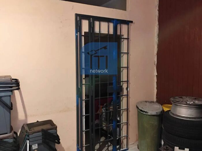 Appartamento trilocale in vendita in Lungomare degli Ardeatini, Ardea