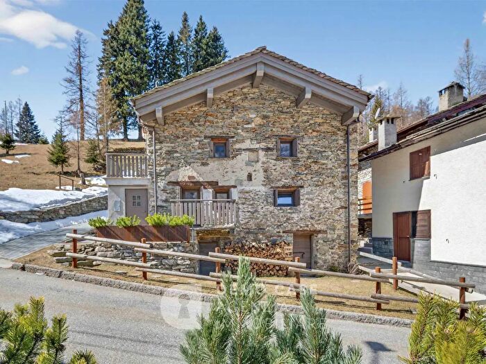 Casa trilocale in vendita in Campodolcino