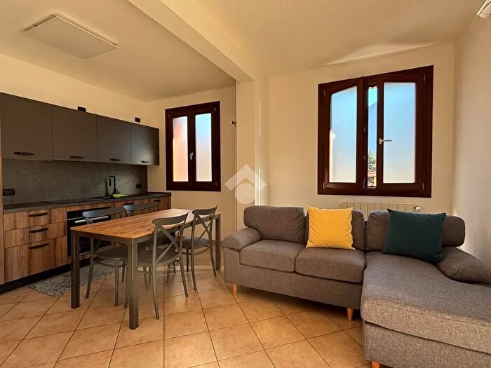 Appartamento trilocale in affitto in Via Gabriele dAnnunzio, Darfo Boario Terme