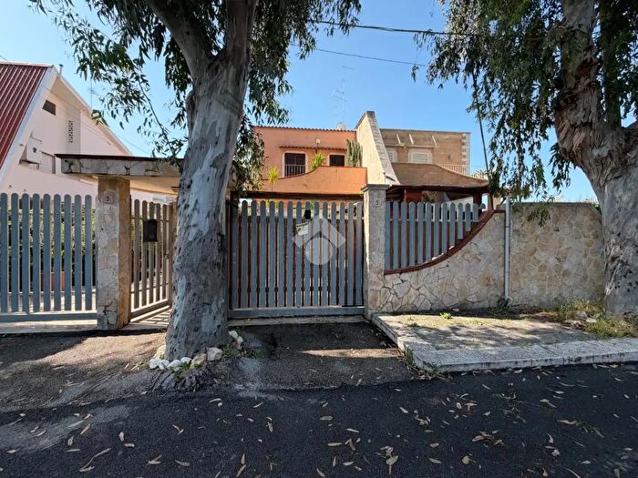 Appartamento trilocale in vendita in Via Nicola dellOlio, Bari