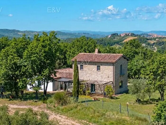 Casa con 6 locali in vendita in Vocabolo Fortezza, Avigliano Umbro