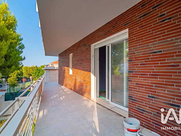 Appartamento con 5 locali in vendita in Via Giovanni XXIII, Civitanova Marche
