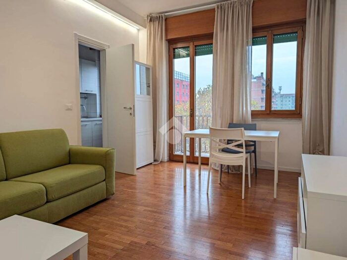 Appartamento bilocale in affitto in via Palmanova, Cimiano, Milano