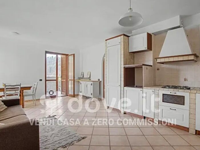 Appartamento trilocale in vendita in Via di Bregaa Snc, Mesenzana