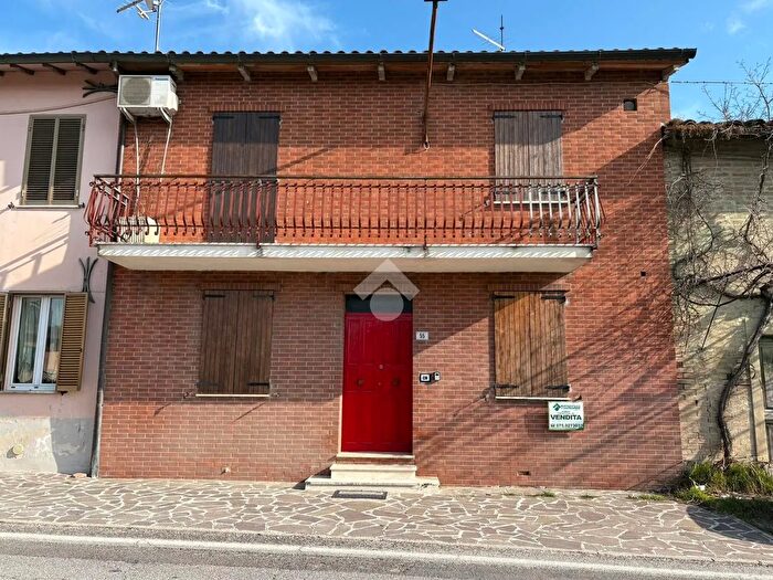 Casa con 5 locali in vendita in Via dei Calzolari, Gubbio