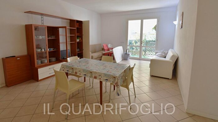 Appartamento bilocale in vendita in Via Vesuvio, Cervia