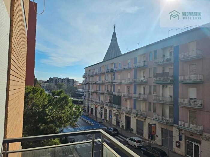 Appartamento con 5 locali in affitto in Viale Teocrito Siracusa Sr, Siracusa