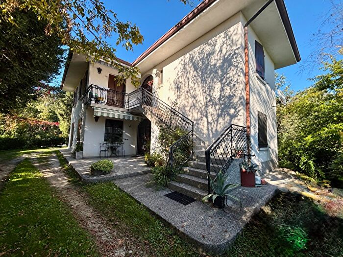 Appartamento quadrilocale in vendita in Castelnovo Del Friuli