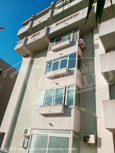 Appartamento trilocale in vendita in Via delle Saline Marsala, Marsala