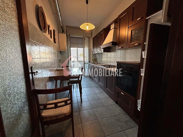 Appartamento con 5 locali in vendita in Piazza Garibaldi, Casalmaggiore