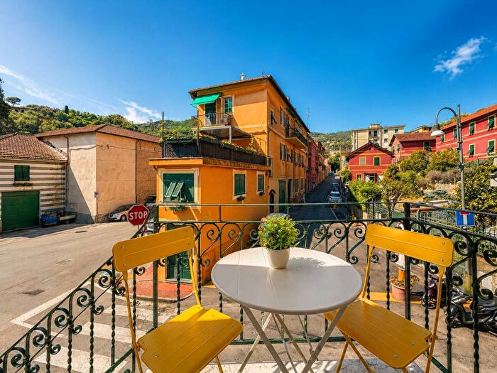 Appartamento trilocale in affitto in Via Fratelli Arpe, Centro, Santa Margherita Ligure