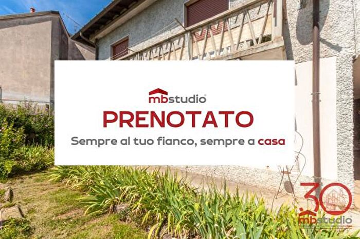 Appartamento bilocale in vendita in Via col di Lana, Tradate