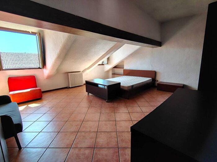 Appartamento bilocale in affitto in Via Giuseppe Verdi, Giardini Reali, Torino