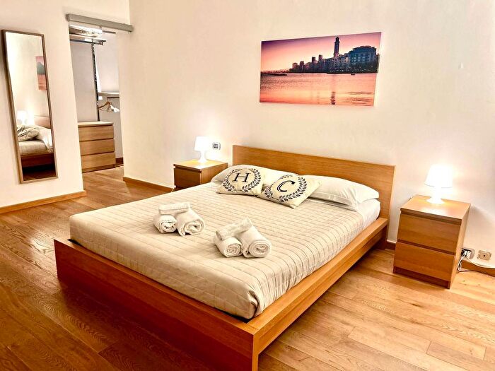Appartamento trilocale in affitto in Via Luigi Milella, Picone, Bari