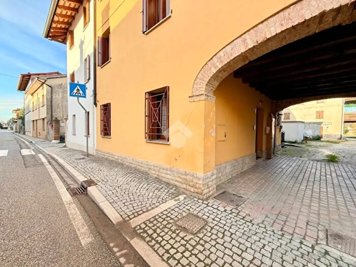 Appartamento bilocale in vendita in Via Montello, Lestizza
