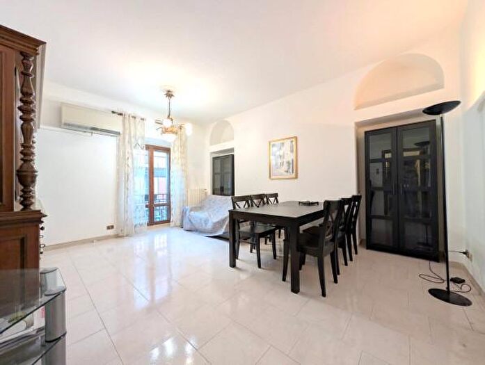 Appartamento quadrilocale in vendita in Viale Monte Nero, Milano