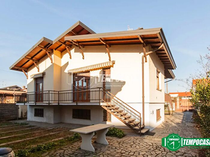 Casa trilocale in vendita in Corso Italia, Arconate