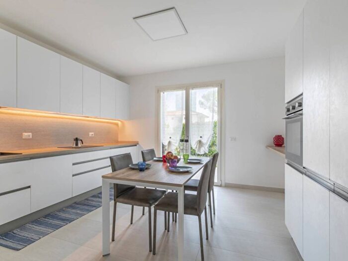 Appartamento con 5 locali in affitto in Viale Po, Lido Centro Ovest, Jesolo