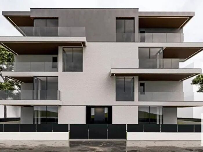 Appartamento trilocale in vendita in Viale Italia, Cervia