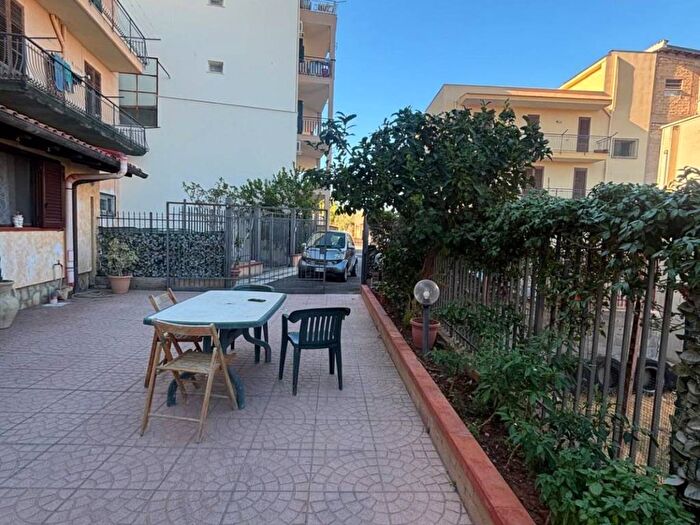 Appartamento trilocale in affitto in Via Tamigi, Centro, Bagheria
