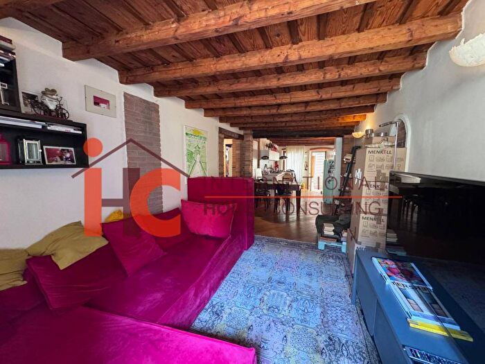 Appartamento trilocale in affitto in Via SantAlessandro, Centro, Bergamo
