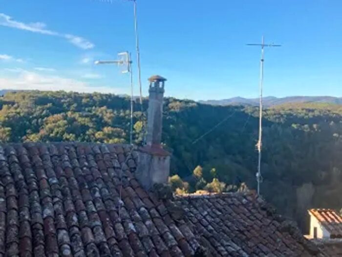 Appartamento trilocale in vendita in Via Vignoli, Pitigliano