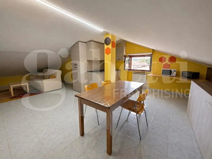 Appartamento quadrilocale in vendita in Via Praga, Tortoreto