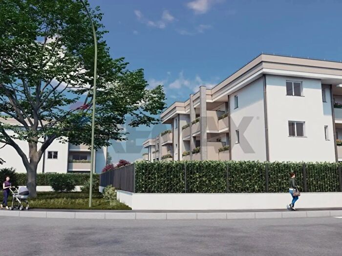 Appartamento trilocale in vendita in Via Santa Maria, Parabiago