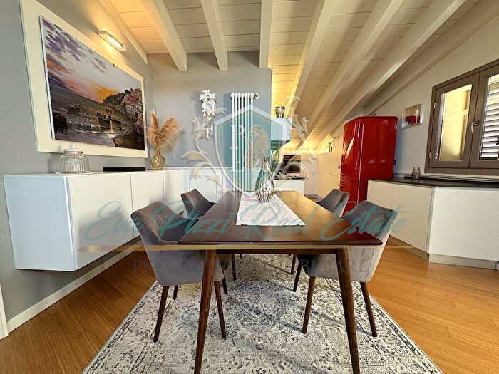 Appartamento trilocale in vendita in Via Tito Fanfulla, Lodi