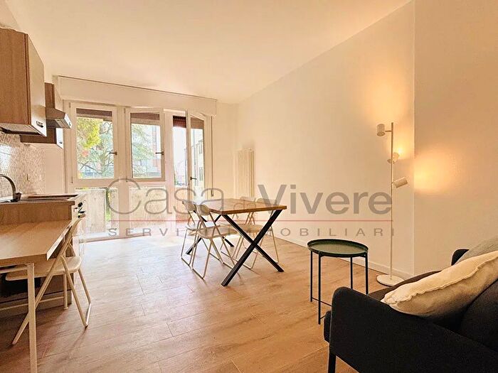 Appartamento con 5 locali in affitto in Via Manara Valgimigli, Padova