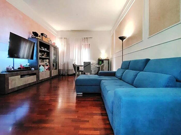 Appartamento trilocale in vendita in Via Emilia, Voghera