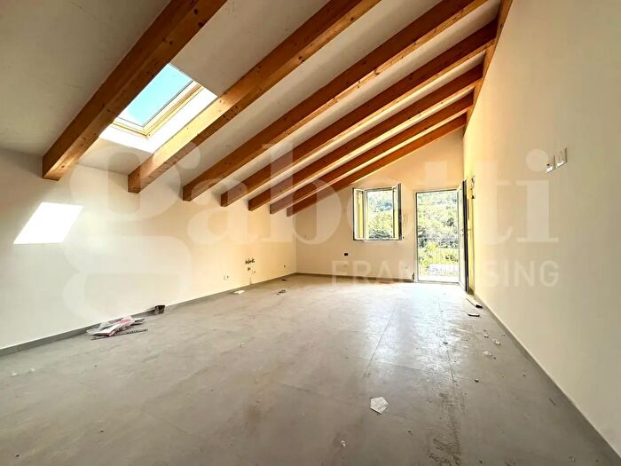 Casa bilocale in vendita in Via G Molineri, Andora