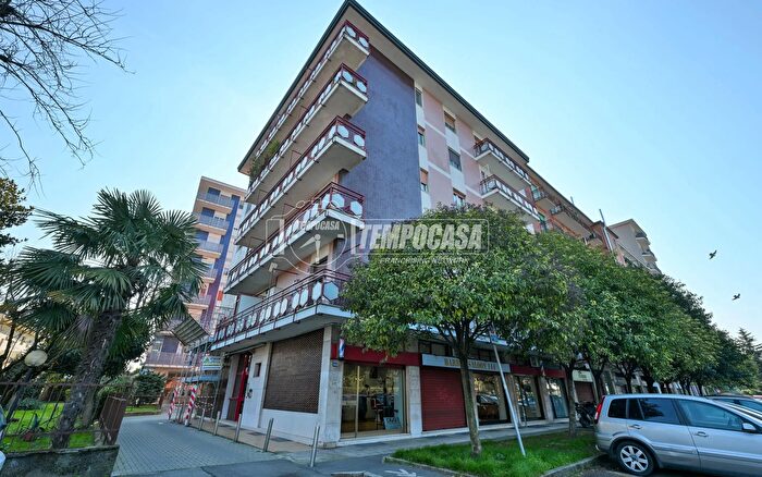 Appartamento bilocale in vendita in Via Cassanese, Segrate