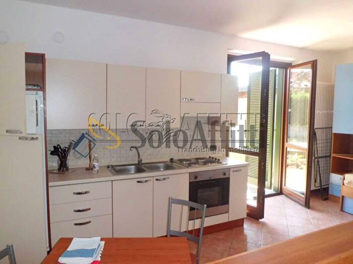 Appartamento monolocale in affitto in via ETIBALDI, Madonnina, Pavia