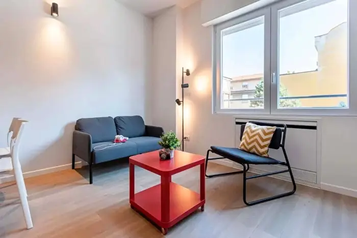 Appartamento quadrilocale in affitto in Via Vespri Siciliani, Milano