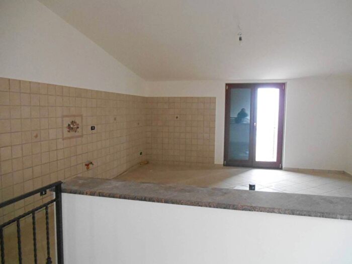 Appartamento quadrilocale in affitto in Strada Provinciale Accesso S Andrea del Garigliano, Centro, SantAndrea del Garigliano