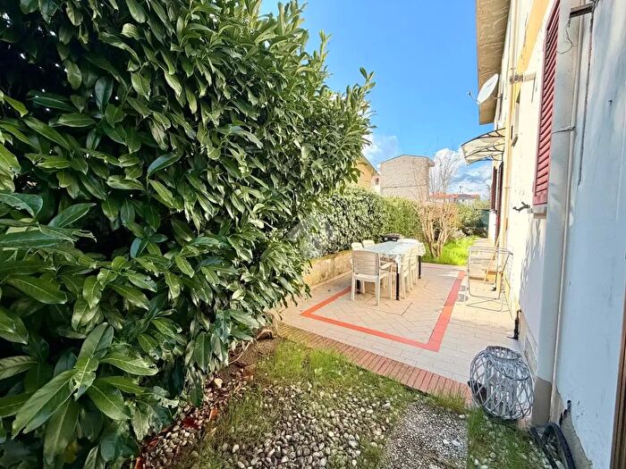 Appartamento quadrilocale in vendita in Via Cavour, Quarrata