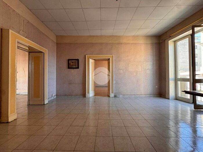 Appartamento con 5 locali in vendita in Corso campano, Centro Storico, Giugliano in Campania