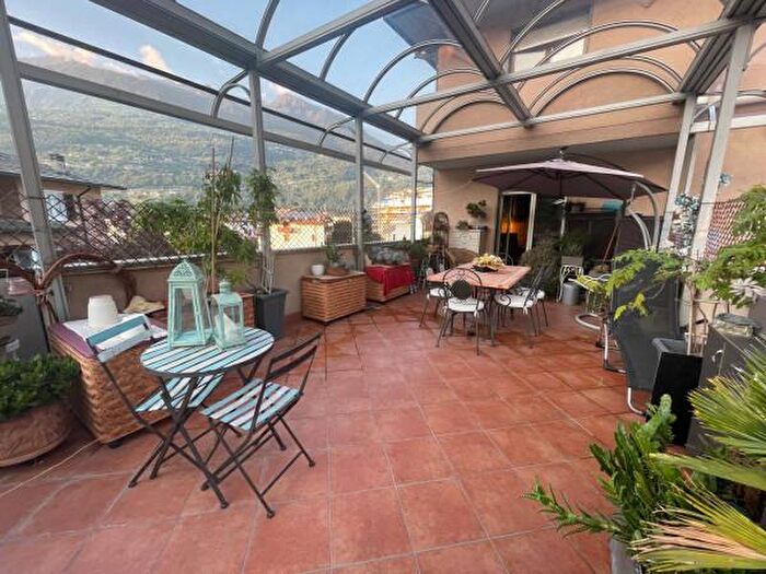 Appartamento trilocale in vendita in Viale Stelvio, Morbegno