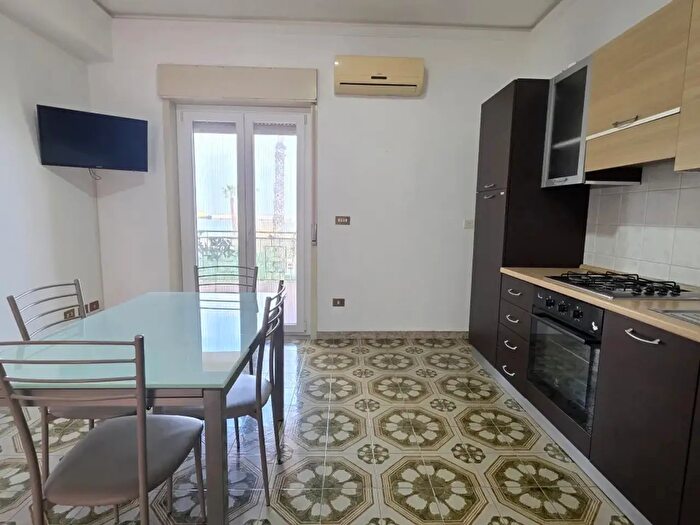 Appartamento in vendita in Via Acqueviole, Milazzo