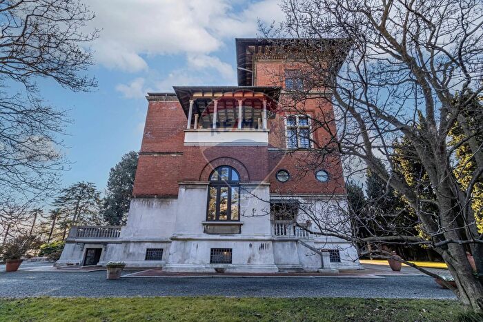 Case in Vendita e in Affitto - 3