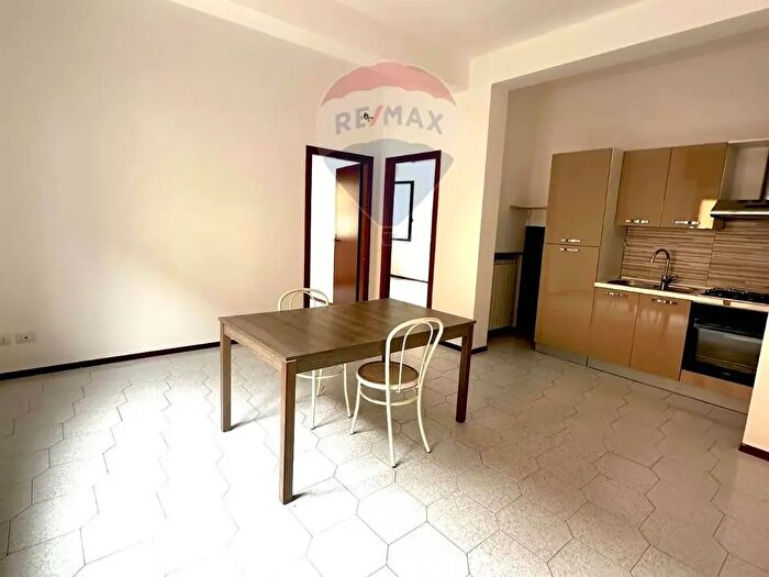 Appartamento trilocale in vendita in Via Murciano, Galliate