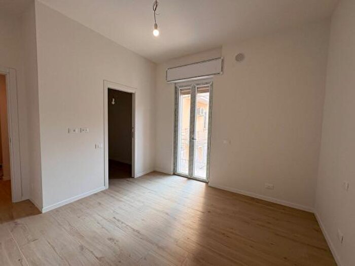 Appartamento quadrilocale in vendita in Via Francesco Maria Rezzi, Piacenza