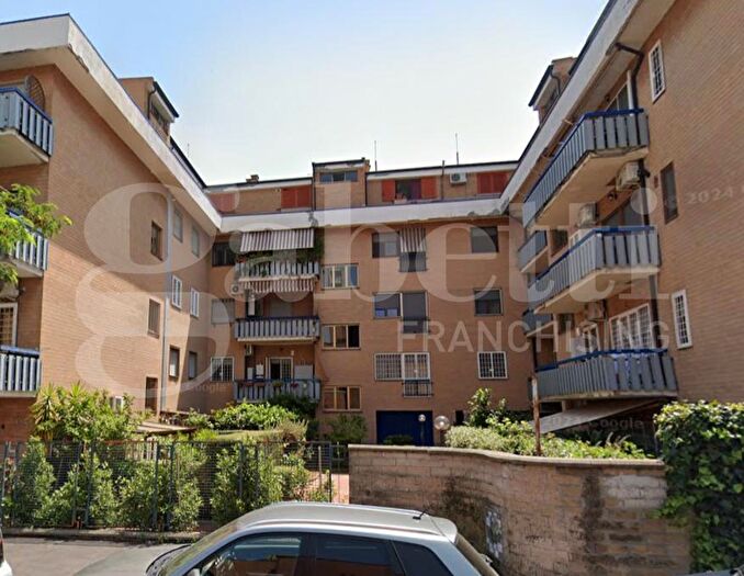Appartamento quadrilocale in vendita in Via delle Vigne, Roma