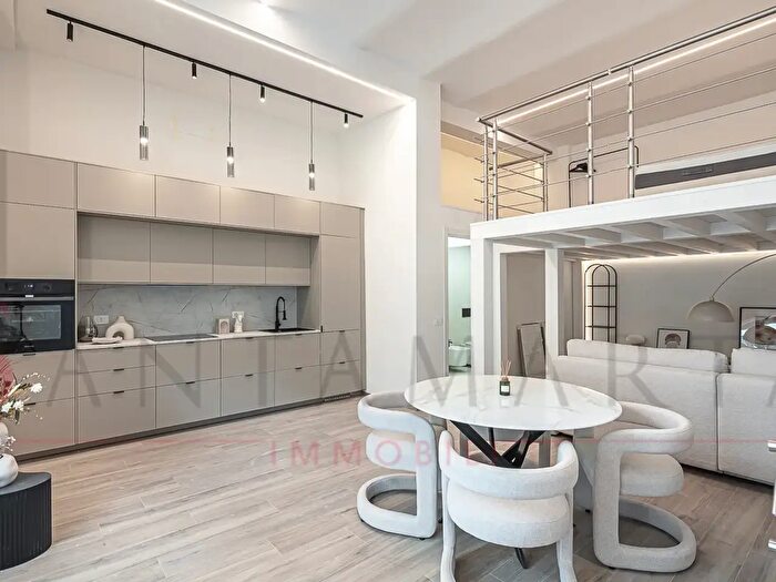 Appartamento bilocale in vendita in Via Lorenzo Bartolini, Milano