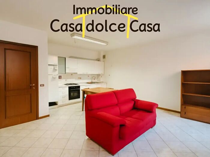 Appartamento trilocale in vendita in Via Campo Marzio, Reggio Emilia