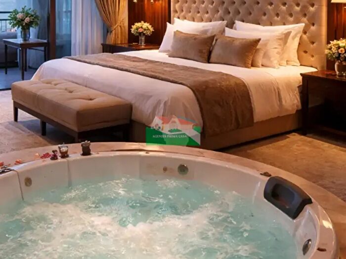 Casa con 10 locali in vendita in Via Fosso delle Oche, Ravenna