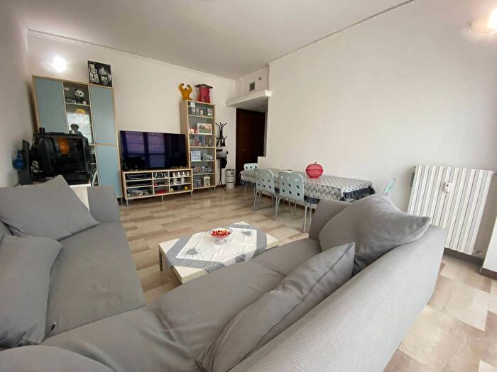 Appartamento bilocale in affitto in Viale Famagosta, Famagosta, Milano