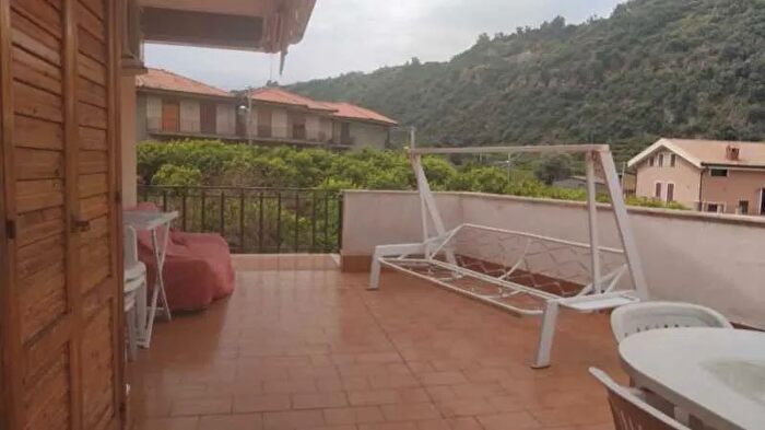 Appartamento trilocale in vendita in Acireale