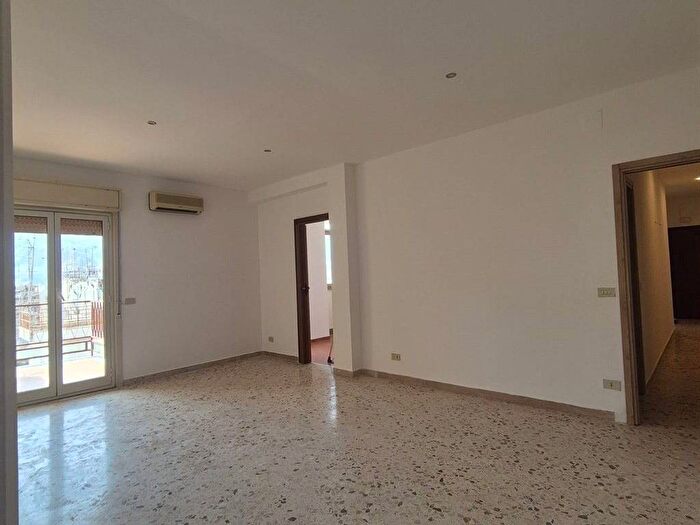 Appartamento bilocale in affitto in via grisanti, Calatafimi Bassa Indipendenza, Palermo